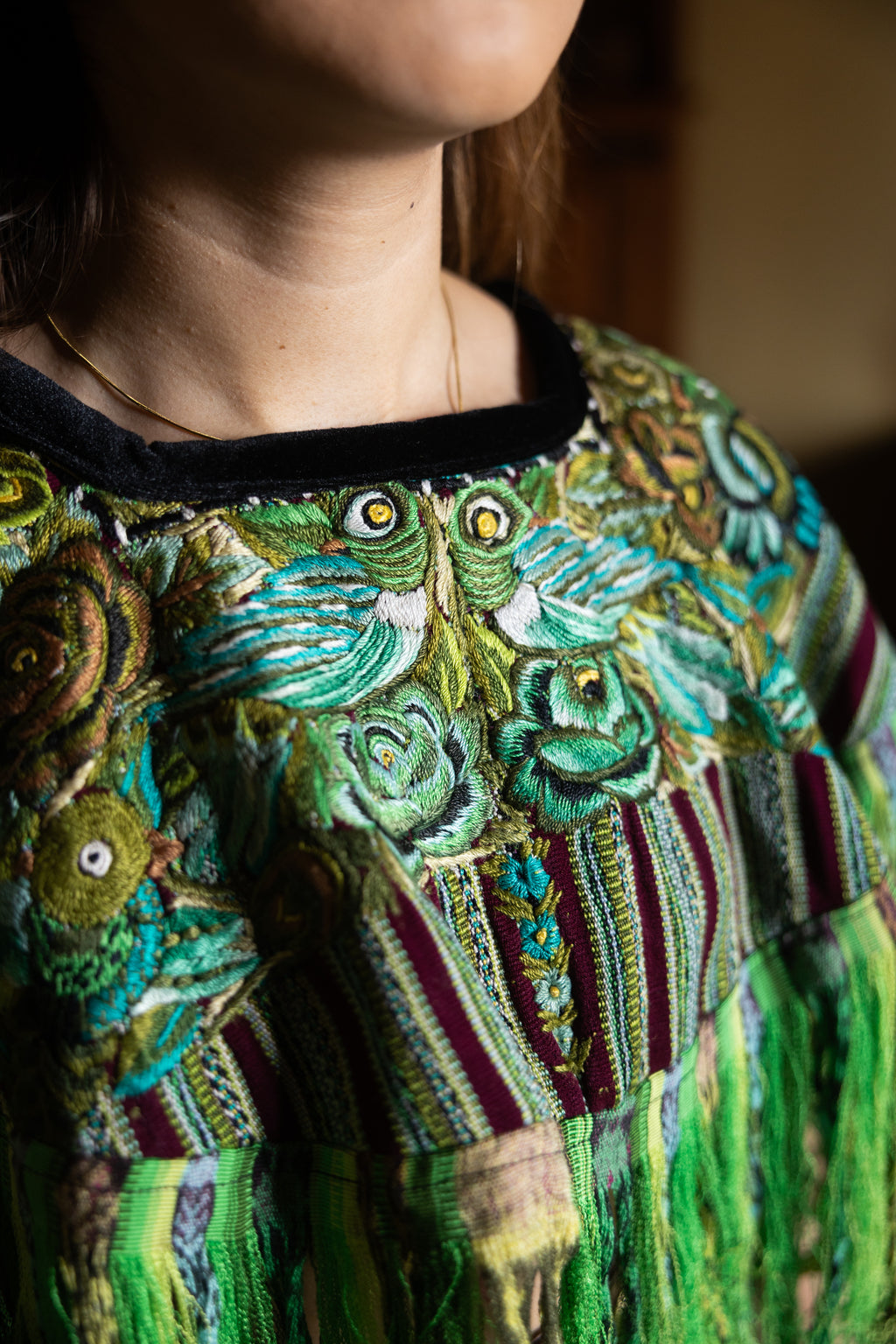 Capa Colibrí - Capa artesanal, detalle 2